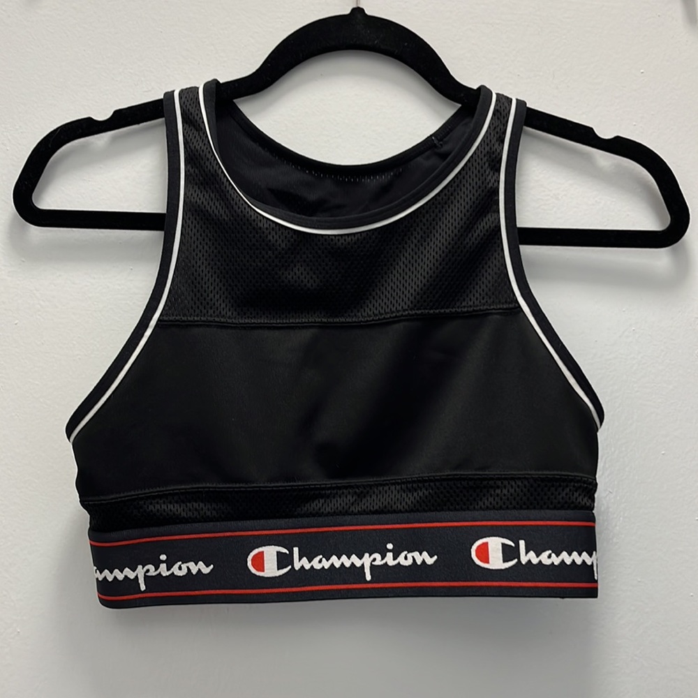 Size M Champion Cropped Sports Bra Top